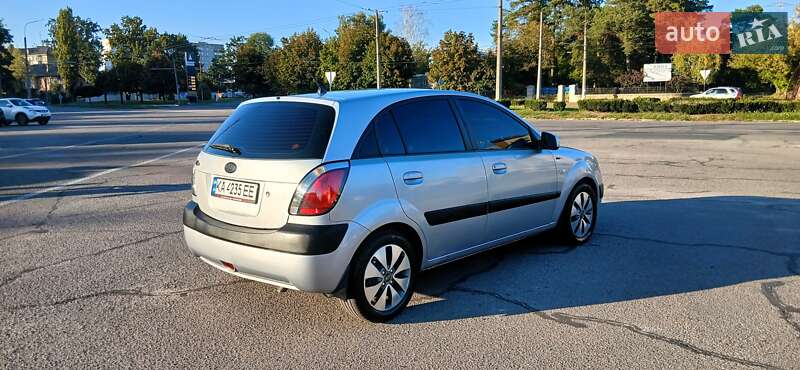 Хетчбек Kia Rio 2006 в Білій Церкві фото 5 Хетчбек Kia Rio 2006 в Білій Церкві