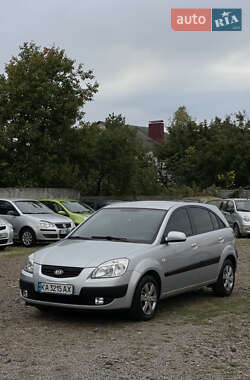 Хэтчбек Kia Rio 2008 в Чернигове