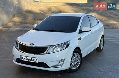 Седан Kia Rio 2013 в Харкові