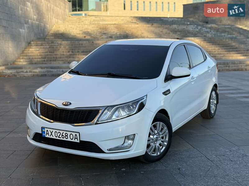 Kia Rio 2013