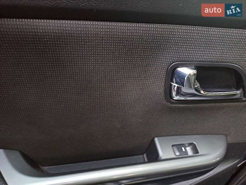 Седан Kia Rio 2014 в Ужгороде