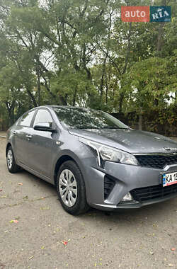 Седан Kia Rio 2021 в Николаеве