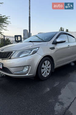 Седан Kia Rio 2012 в Киеве