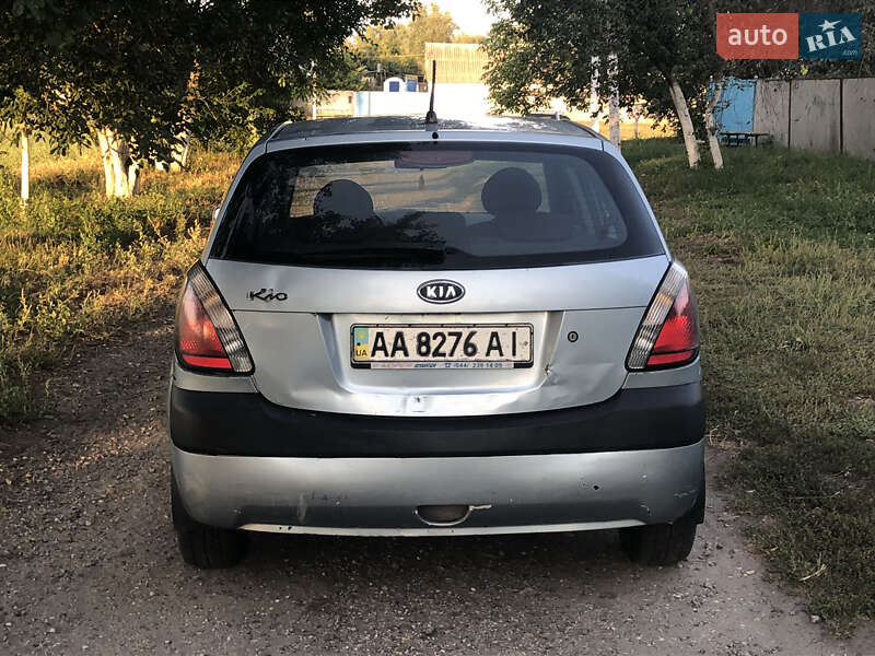 Хэтчбек Kia Rio 2006 в Кагарлыке фото 7 Хэтчбек Kia Rio 2006 в Кагарлыке
