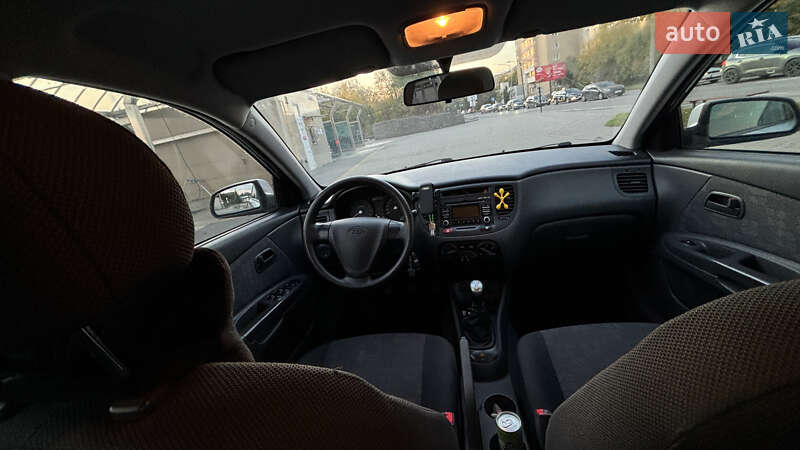 Хэтчбек Kia Rio 2009 в Ивано-Франковске фото 9 Хэтчбек Kia Rio 2009 в Ивано-Франковске