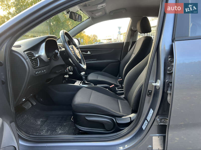 Седан Kia Rio 2021 в Києві