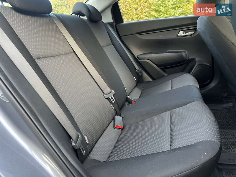 Седан Kia Rio 2021 в Києві