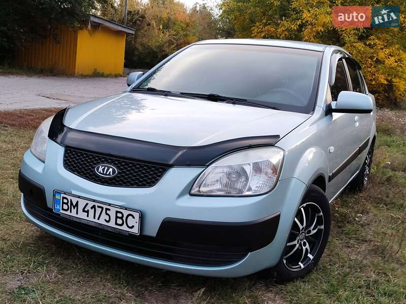 Седан Kia Rio 2007 в Полтаве