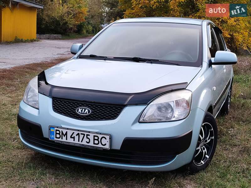 Седан Kia Rio 2007 в Полтаве