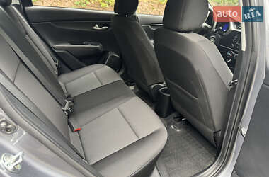 Седан Kia Rio 2021 в 
