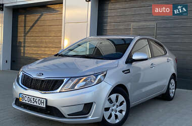 Седан Kia Rio 2014 в 