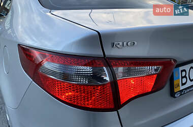 Седан Kia Rio 2014 в 