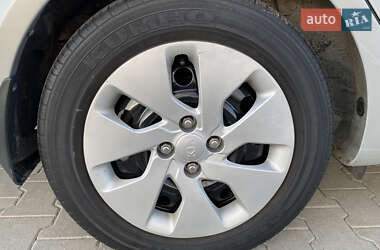 Седан Kia Rio 2014 в 