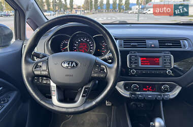 Седан Kia Rio 2016 в 