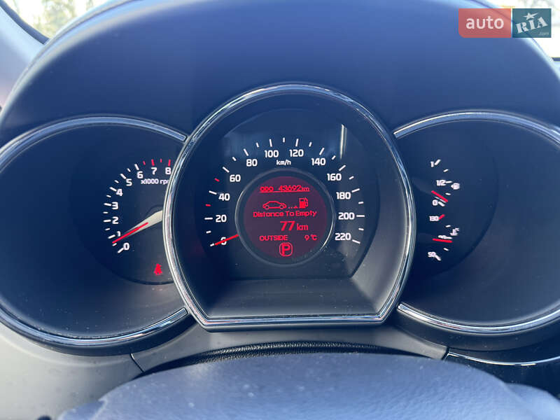 Седан Kia Rio 2016 в Києві