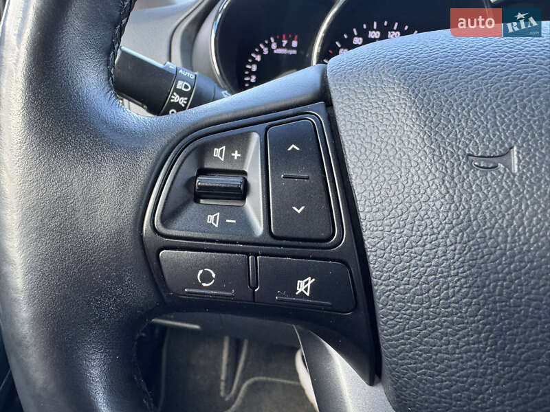 Седан Kia Rio 2016 в Києві