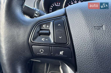 Седан Kia Rio 2016 в 