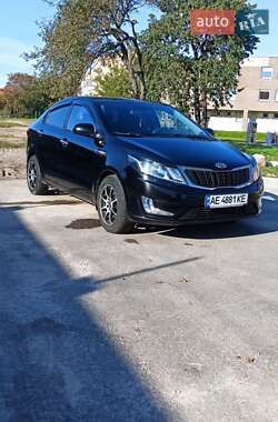 Седан Kia Rio 2011 в 
