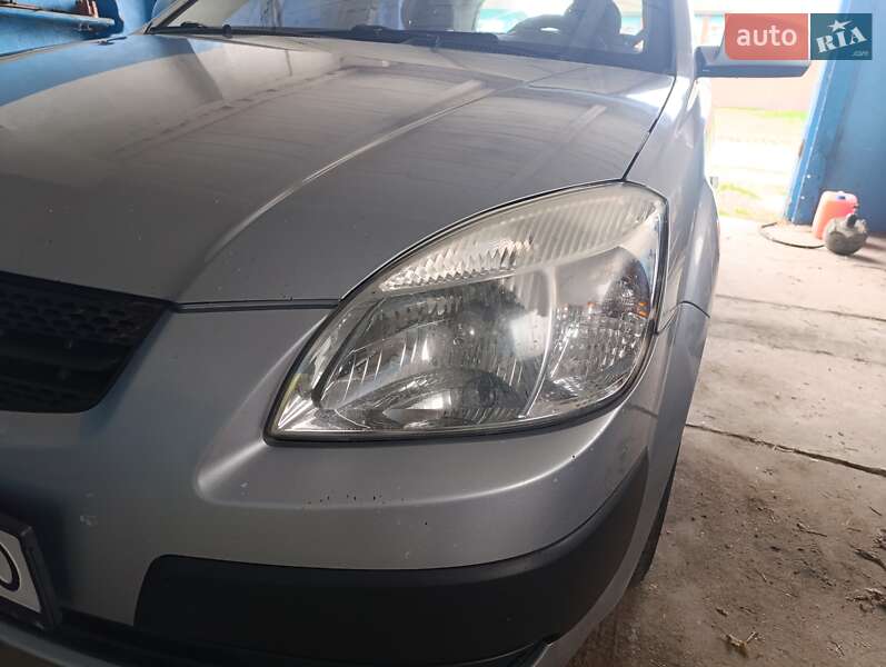 Хэтчбек Kia Rio 2008 в Сумах фото 2 Хэтчбек Kia Rio 2008 в Сумах
