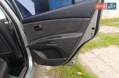 Хэтчбек Kia Rio 2008 в  фото 17 Хэтчбек Kia Rio 2008 в