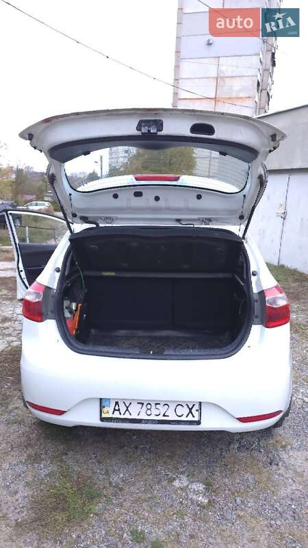 Хэтчбек Kia Rio 2012 в Харькове фото 23 Хэтчбек Kia Rio 2012 в Харькове
