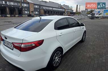Седан Kia Rio 2012 в 