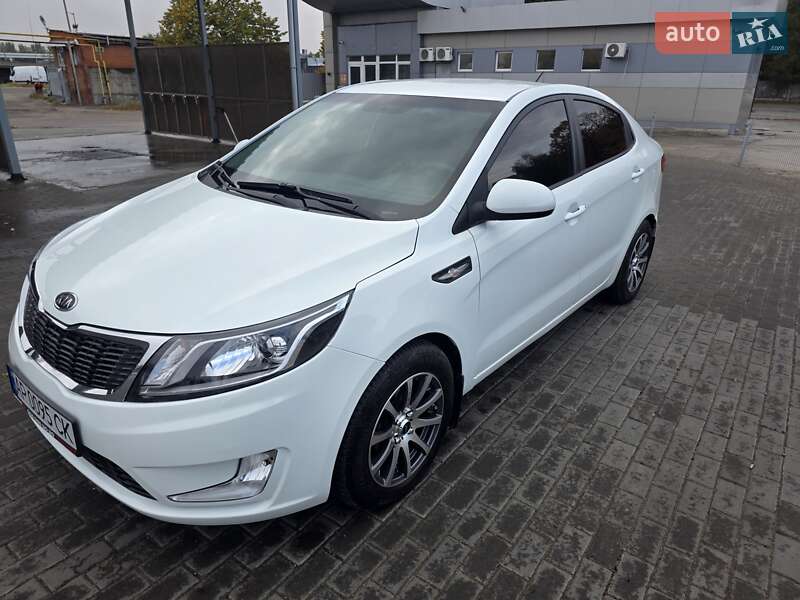 Седан Kia Rio 2012 в Дніпрі фото 17 Седан Kia Rio 2012 в Дніпрі