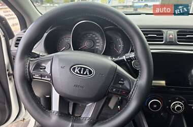 Седан Kia Rio 2012 в 