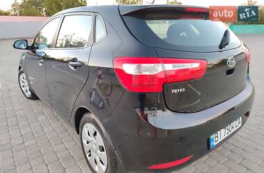 Хэтчбек Kia Rio 2012 в 