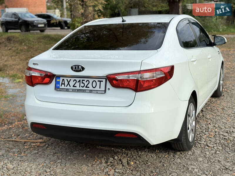 Седан Kia Rio 2013 в Харькове