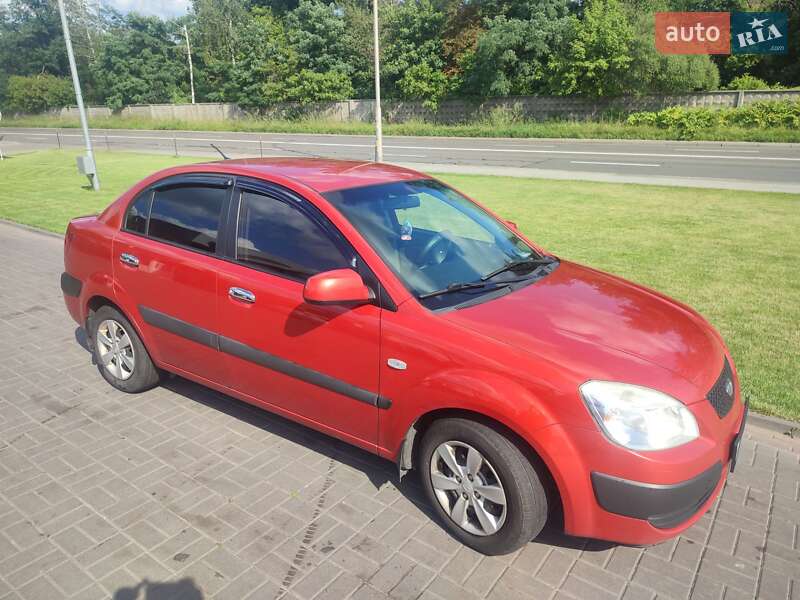 Седан Kia Rio 2008 в 