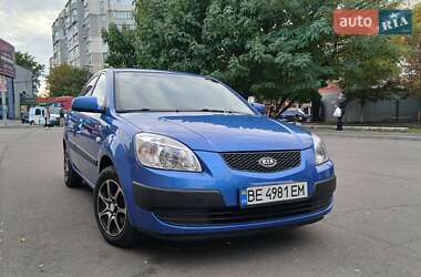Седан Kia Rio 2008 в  фото 3 Седан Kia Rio 2008 в