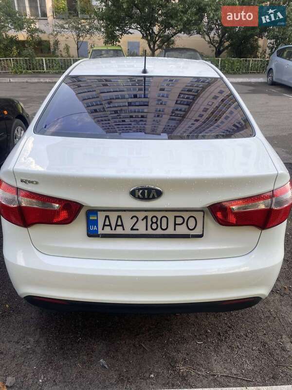 Седан Kia Rio 2012 в Киеве фото 3 Седан Kia Rio 2012 в Киеве