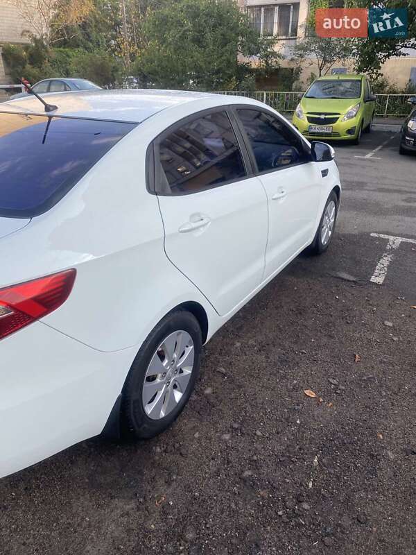 Седан Kia Rio 2012 в Киеве фото 18 Седан Kia Rio 2012 в Киеве