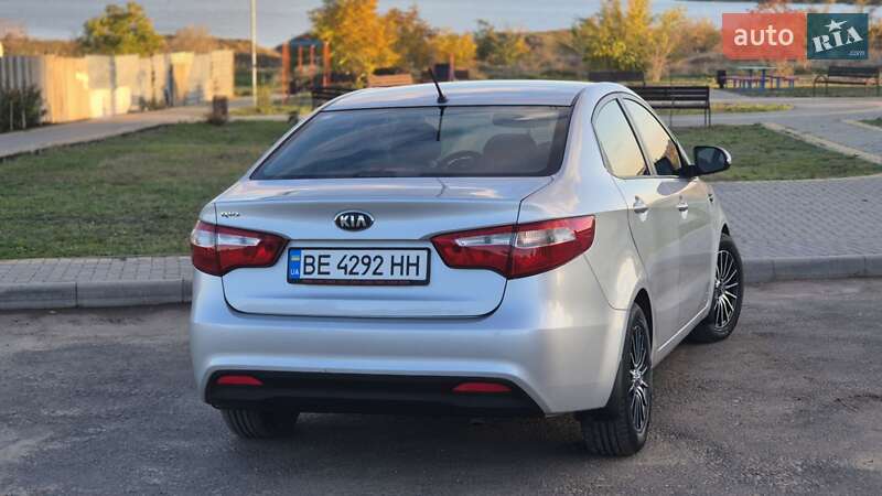 Седан Kia Rio 2013 в Миколаєві