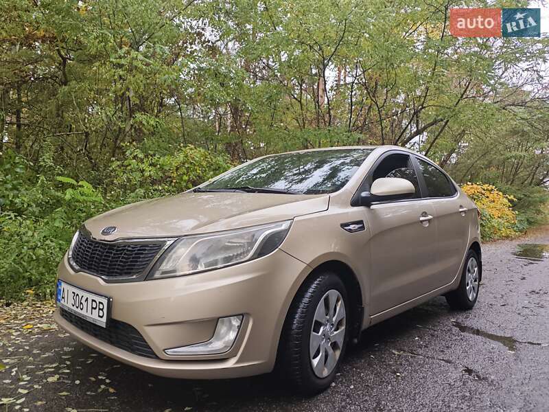 Седан Kia Rio 2012 в Киеве фото Седан Kia Rio 2012 в Киеве