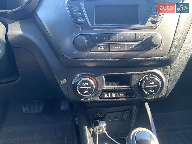 Седан Kia Rio 2012 в Ирпене фото 7 Седан Kia Rio 2012 в Ирпене