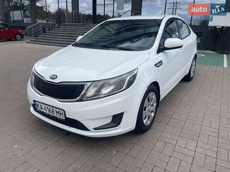Седан Kia Rio 2014 в Киеве фото Седан Kia Rio 2014 в Киеве