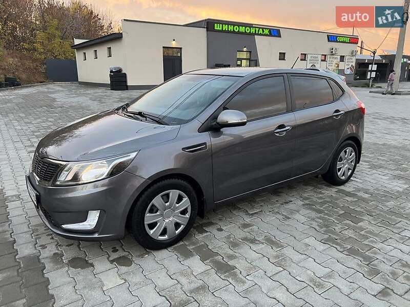 Хетчбек Kia Rio 2012 в Кременчуці