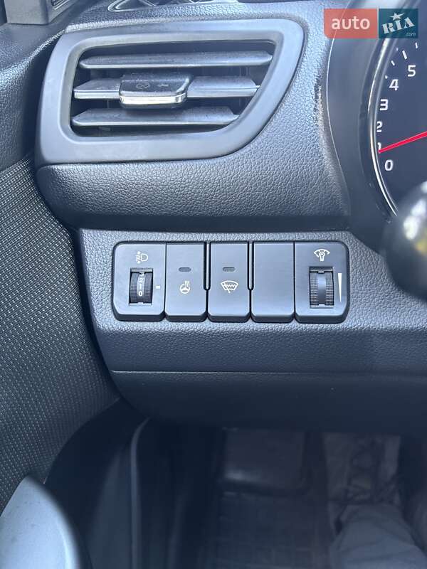 Седан Kia Rio 2012 в Києві