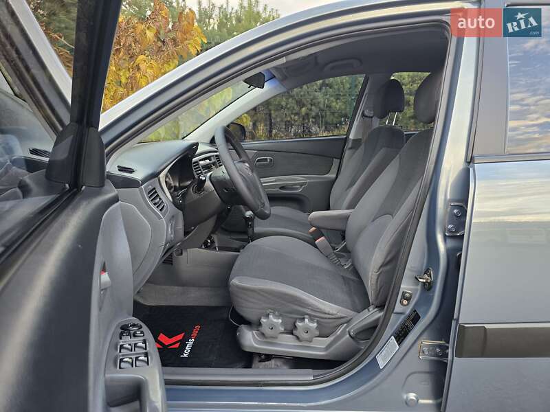 Седан Kia Rio 2006 в Хмельницькому