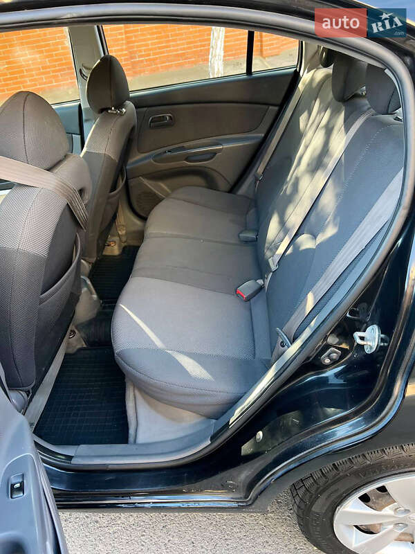 Хэтчбек Kia Rio 2008 в Одессе фото 10 Хэтчбек Kia Rio 2008 в Одессе