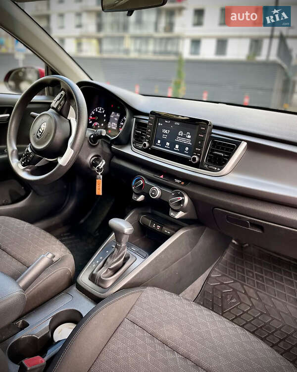 Седан Kia Rio 2018 в Львове фото 24 Седан Kia Rio 2018 в Львове