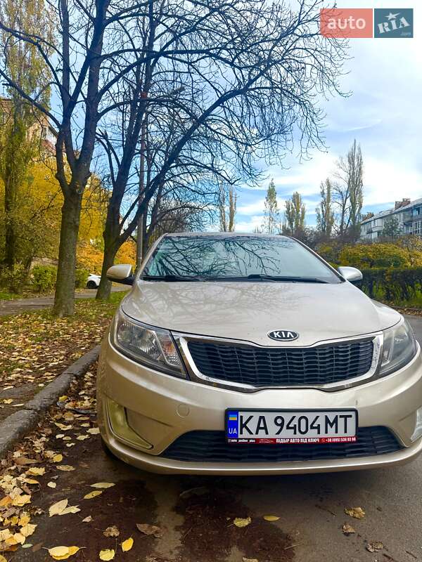 Kia Rio 2012