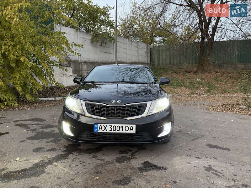 Седан Kia Rio 2012 в Києві