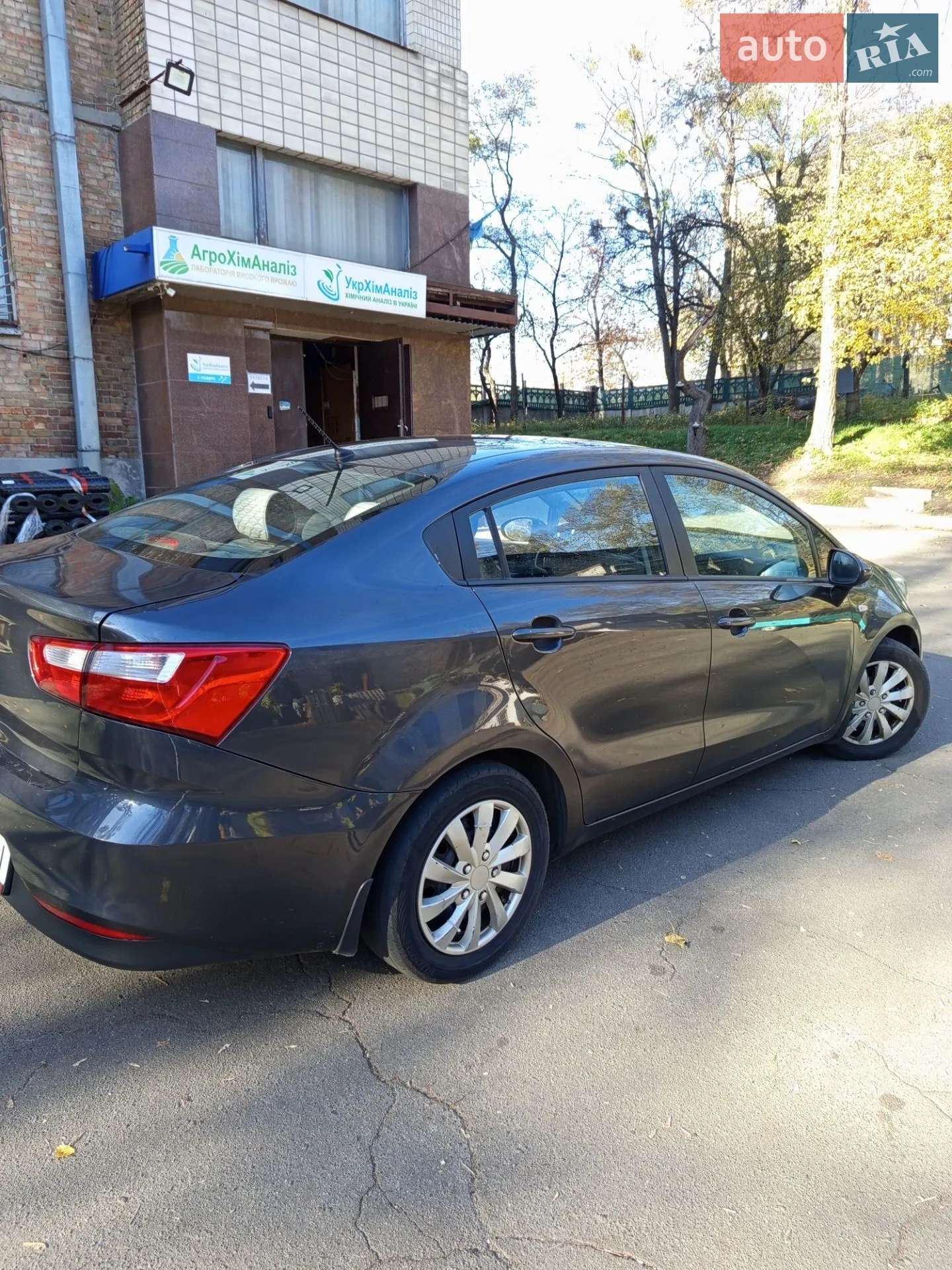 2017 Kia Rio - мініатюра 3