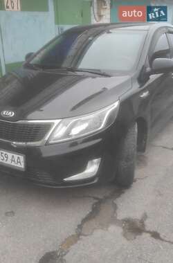 Седан Kia Rio 2013 в Харькове