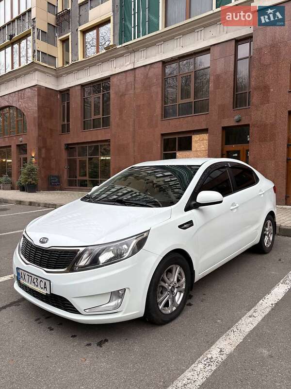 Седан Kia Rio 2012 в Харкові