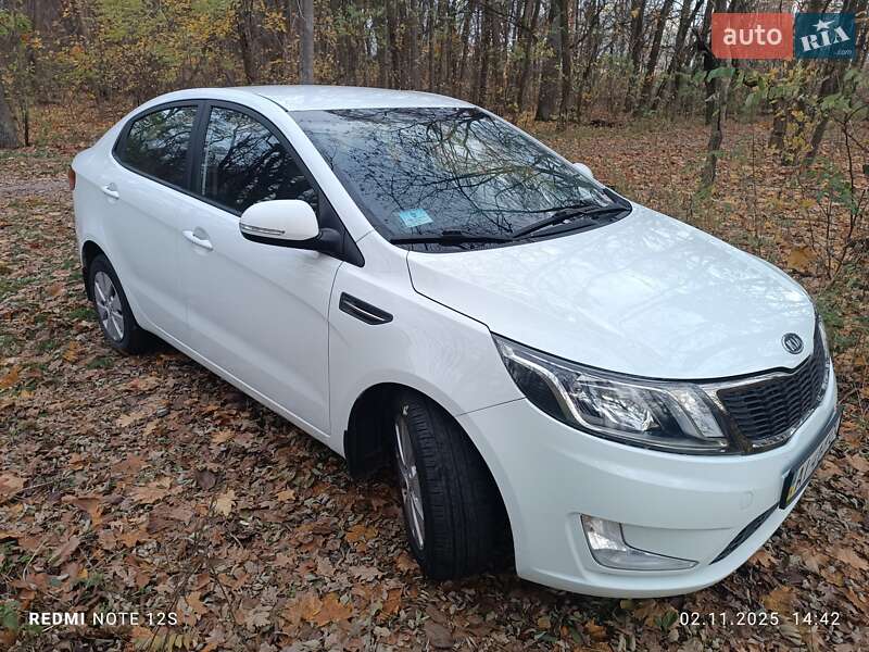 Седан Kia Rio 2012 в Броварах