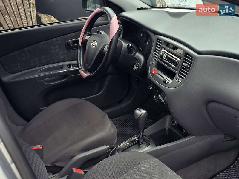 Хэтчбек Kia Rio 2007 в Тернополе фото 30 Хэтчбек Kia Rio 2007 в Тернополе